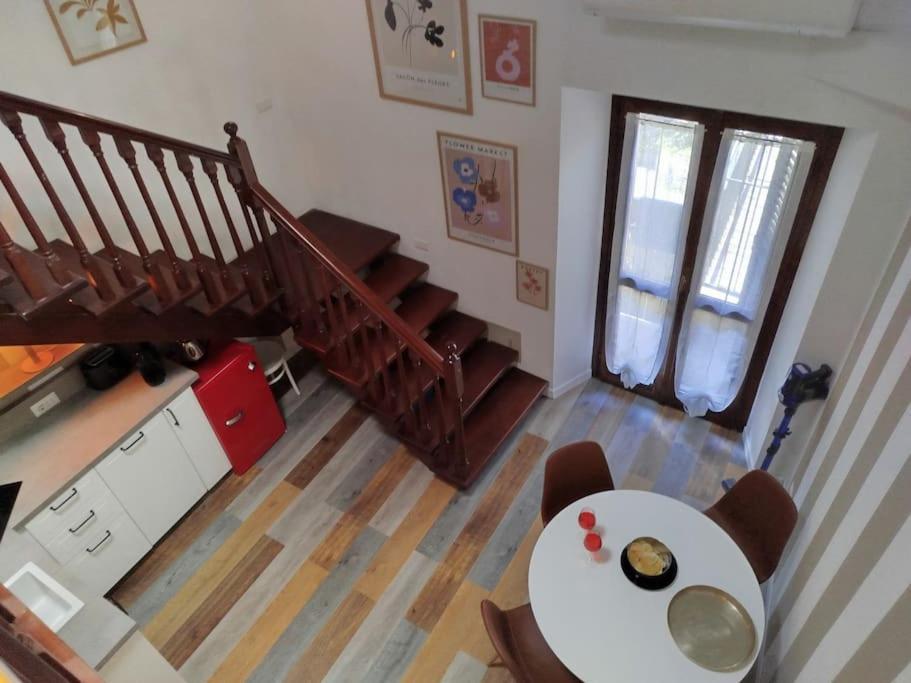 توسكولانو ماديرنو Casa Fedra, Delizioso Loft Frontelago المظهر الخارجي الصورة